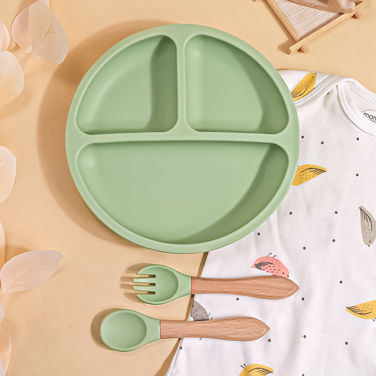 3pcs Baby Feeding Set Made of 100% Silicone, Featuring a Divided Suction Plate