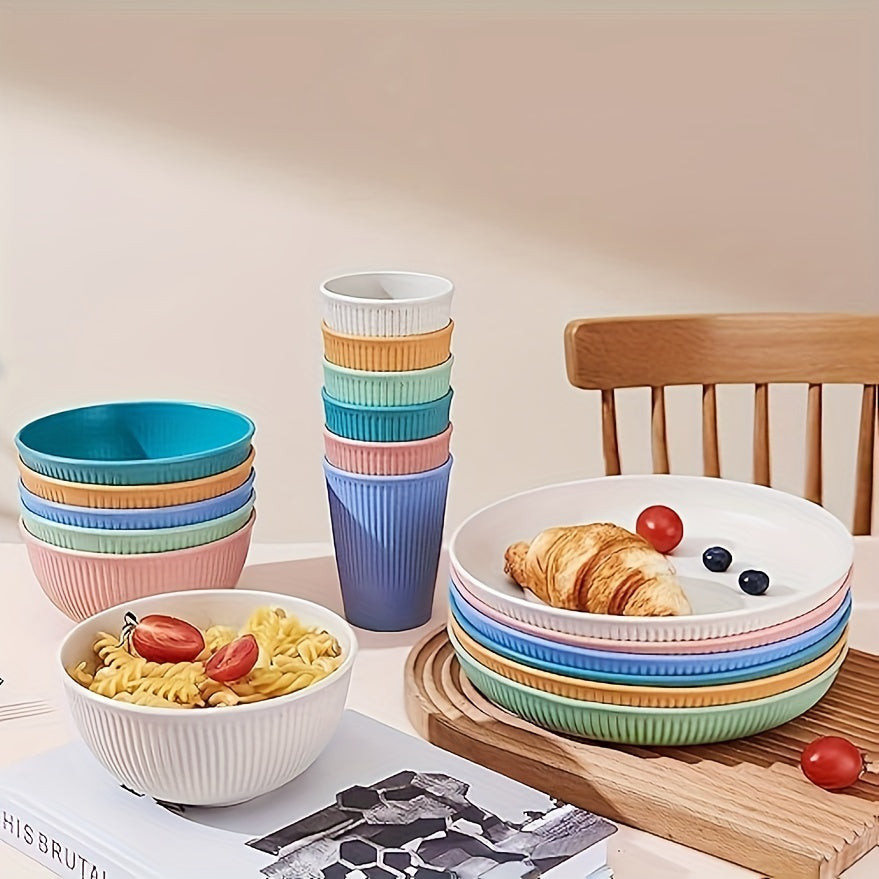 18/6pcs Unbreakable Plastic Dinnerware Set