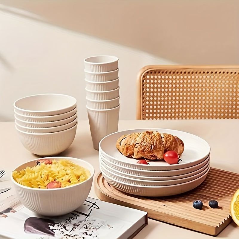 18/6pcs Unbreakable Plastic Dinnerware Set